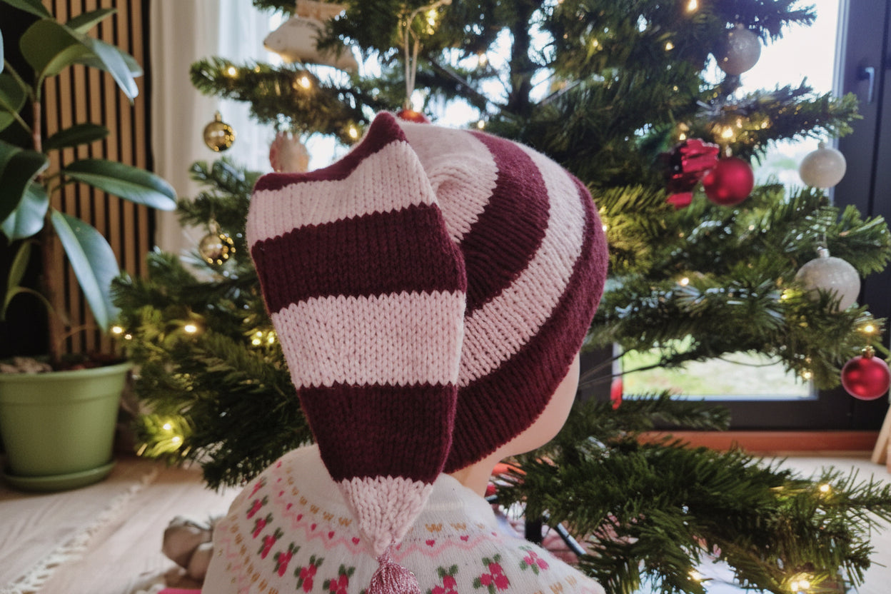 Little Nisse Hat Knitting Pattern – Striped Elf Hat for Kids (0–6 Years) – PDF Download