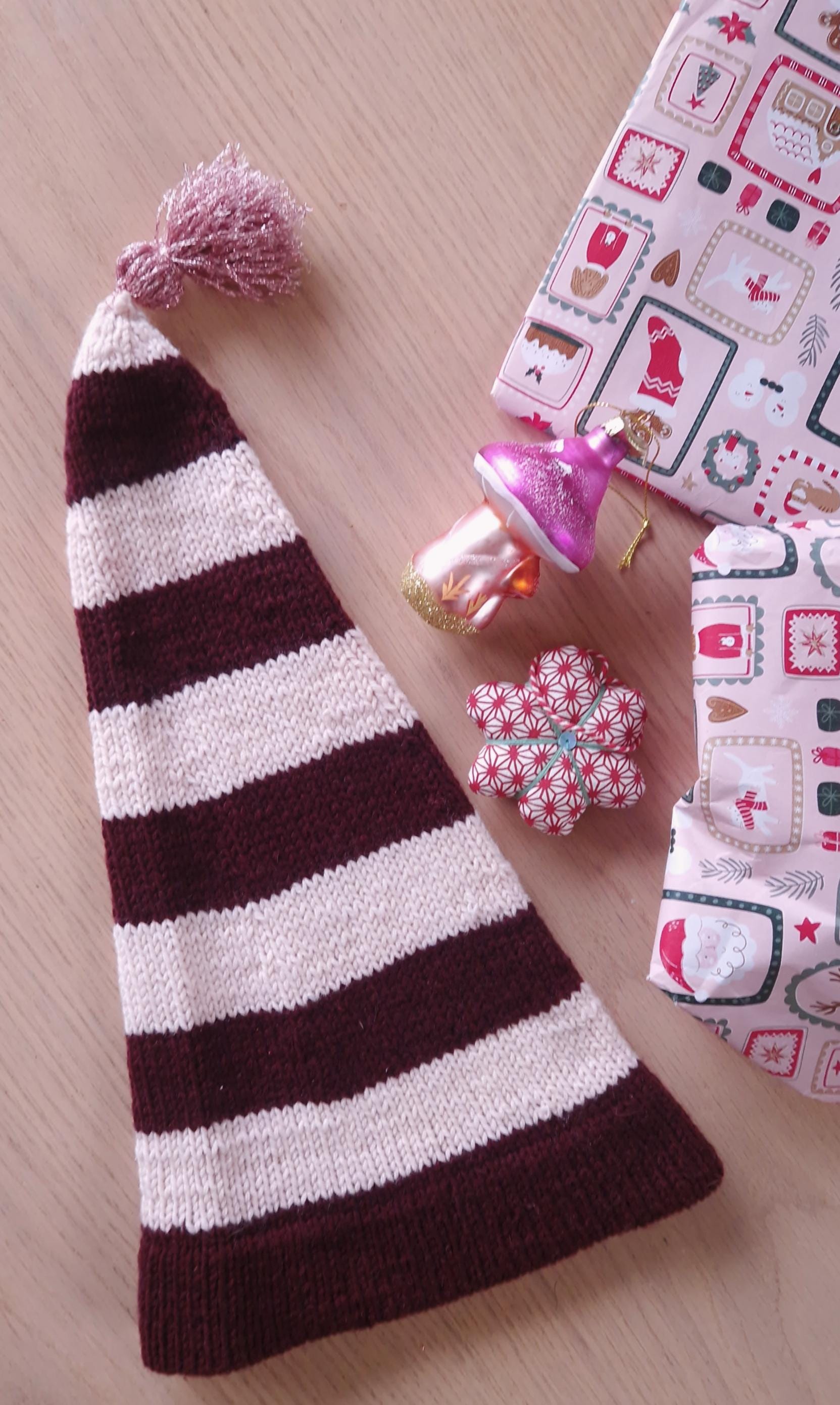 Little Nisse Hat Knitting Pattern – Striped Elf Hat for Kids (0–6 Years) – PDF Download