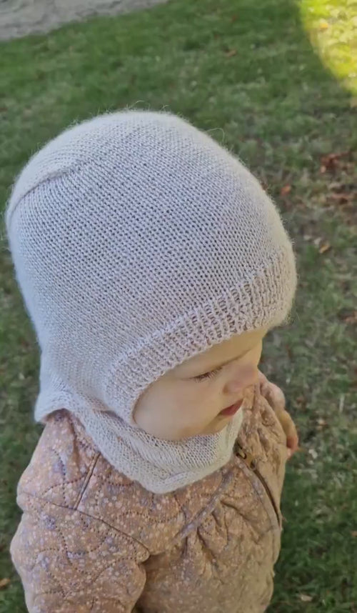 Aura Balaclava Pattern PDF – Silky, Breathable Autumn Hat for Children